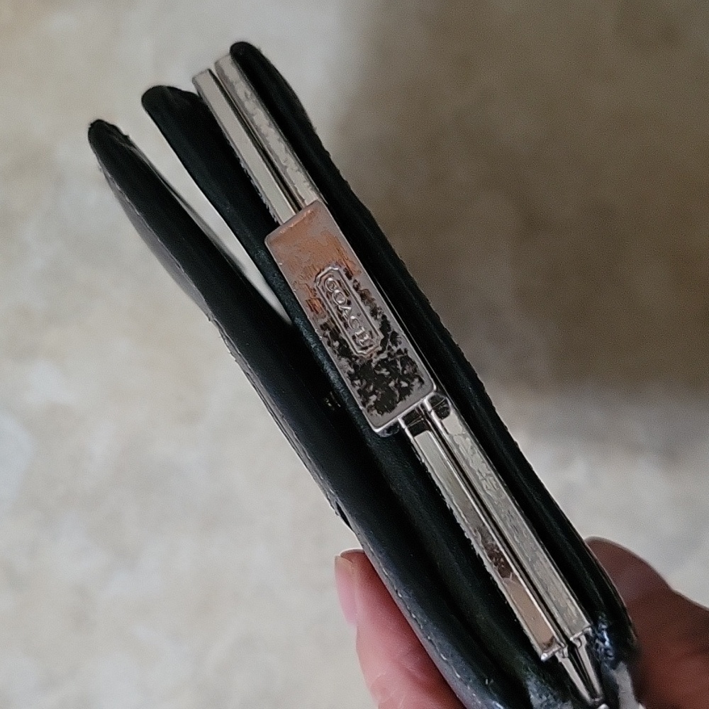 Vintage Coach Black Leather Framed Coin Wallet Leatherware EST 1941 White Stitch - Picture 5 of 14
